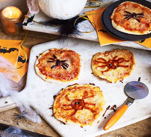 Halloween Spider Pizzas